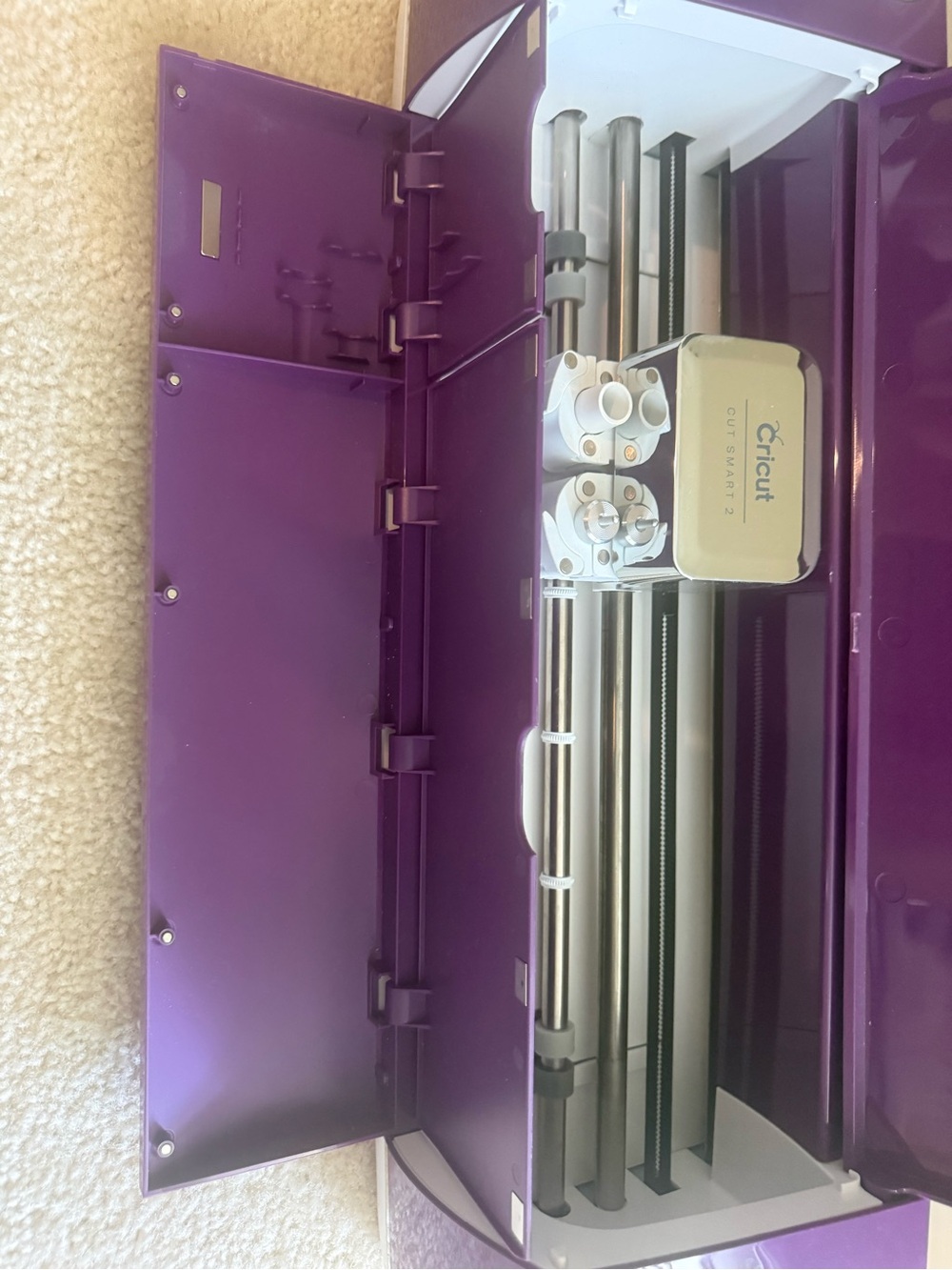 Cricut Explore Air 2 Purple w/powercord - Picture 3 of 6